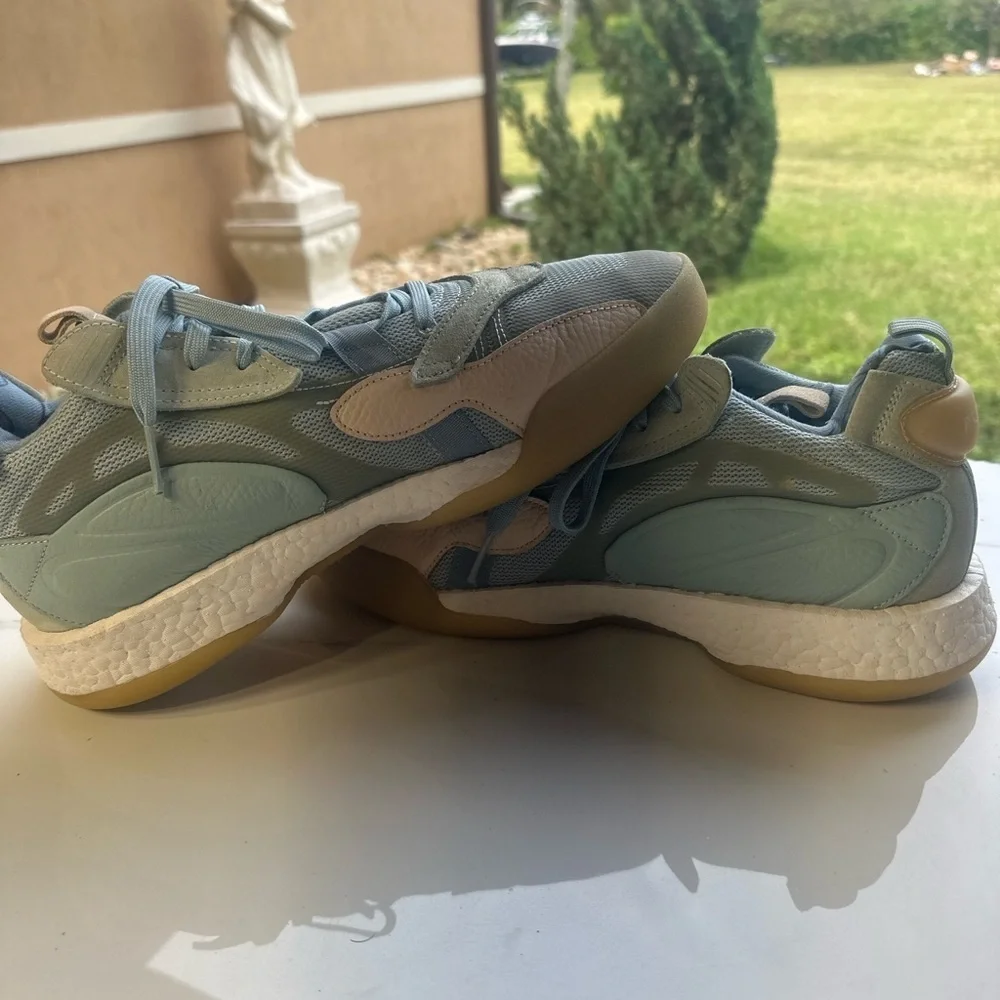 Adidas Zone Boost Pusha T King Boost Limited Edition Shoes
